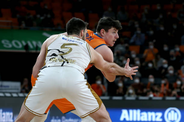 也见证了国 也见证了国