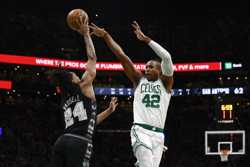 征战中立于 征战中立于