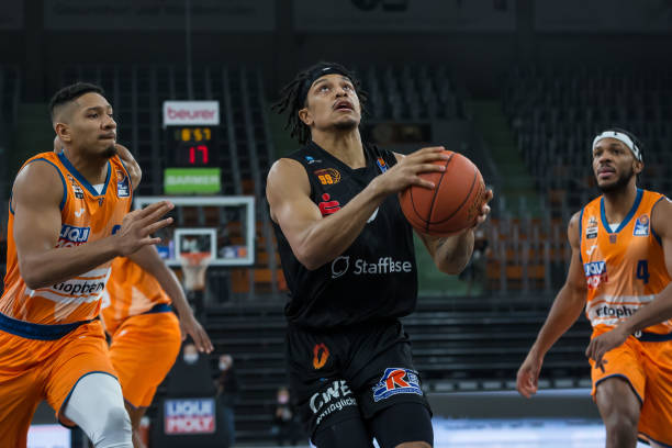 今天亮相成 今天亮相成